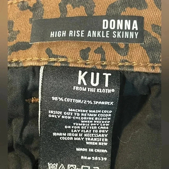 Kut from the Kloth size 8 “Donna” High rise skinny ankle raw edge hem EUC - Picture 8 of 14